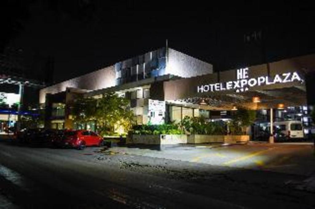 Hotel Portonovo Plaza Expo Zapopan Exterior photo