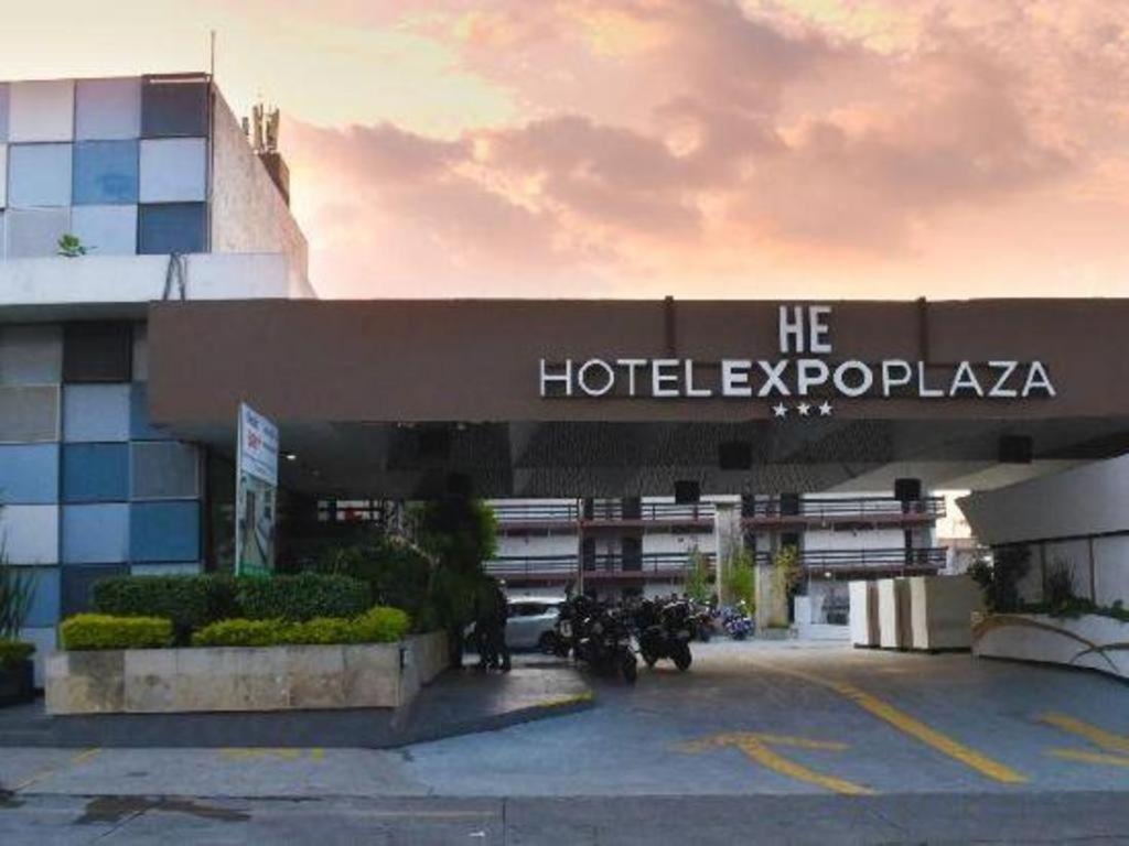 Hotel Portonovo Plaza Expo Zapopan Exterior photo